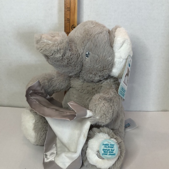 Spin Master Peek a Boo Furry Friends Grey Elephant Animated Toy NWT - Picture 6 of 6